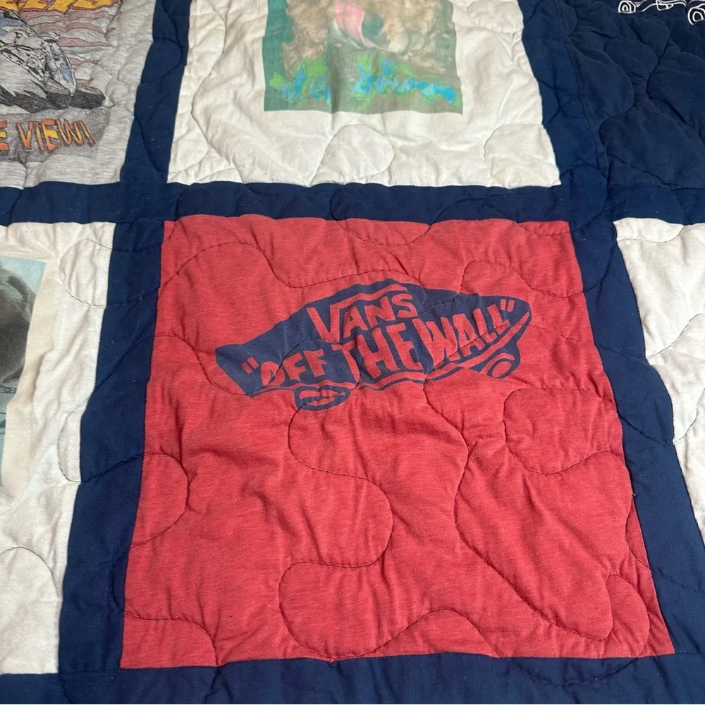 Skateboard Logo T-Shirt Quilt Throw| Vans · STP · Indie | 44x44 Boy Room Blanket